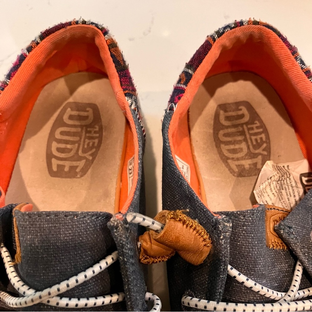 Hey Dude Shoes Wendy Funk Baja Navy Blue Denim Loafer Women's Size 7 - Picture 7 of 9